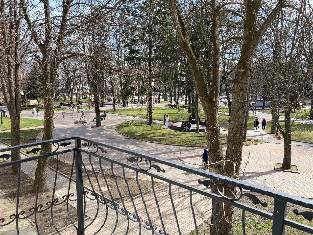 Park Apartment Vinnytsia Luaran gambar